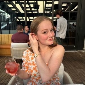 Meet your Posher, Sara